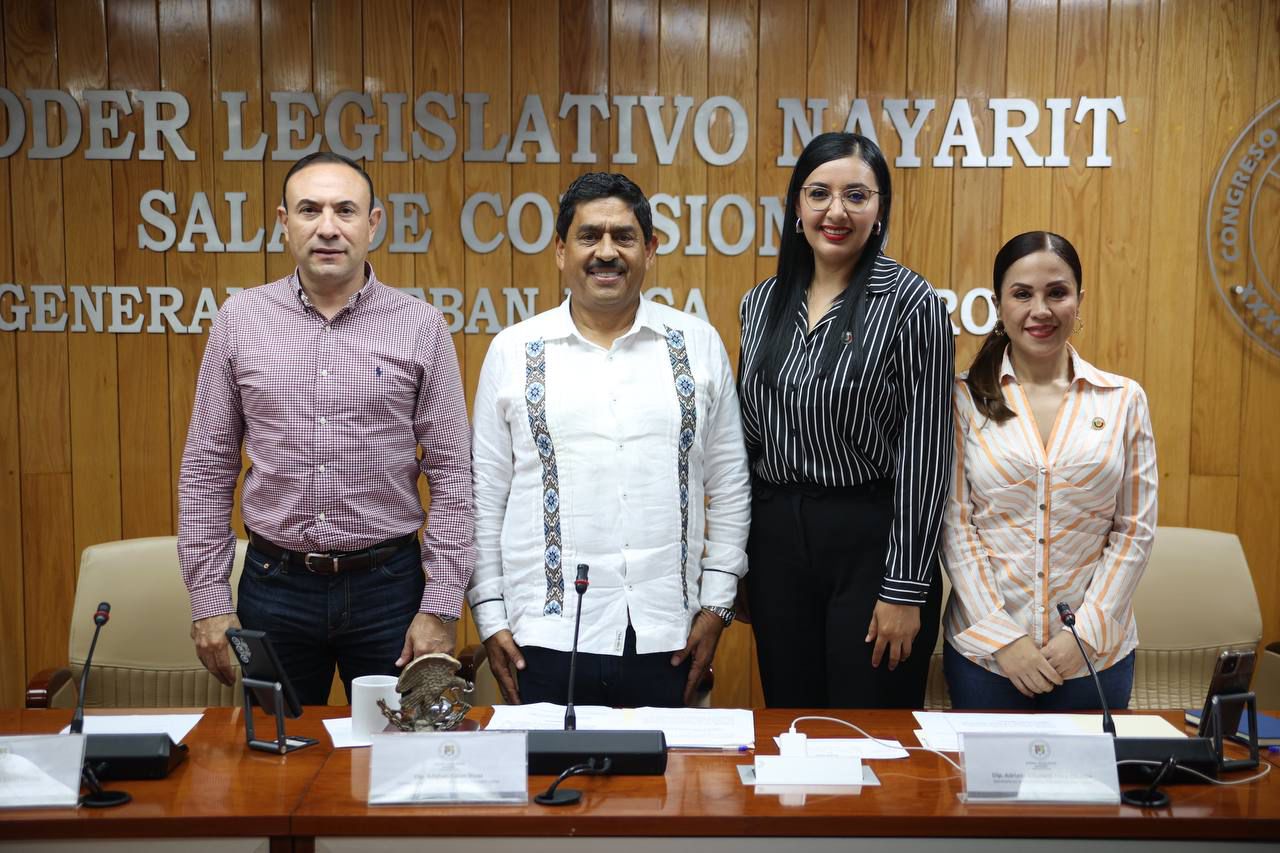 Avanza Poder Legislativo con instalación de Comisiones