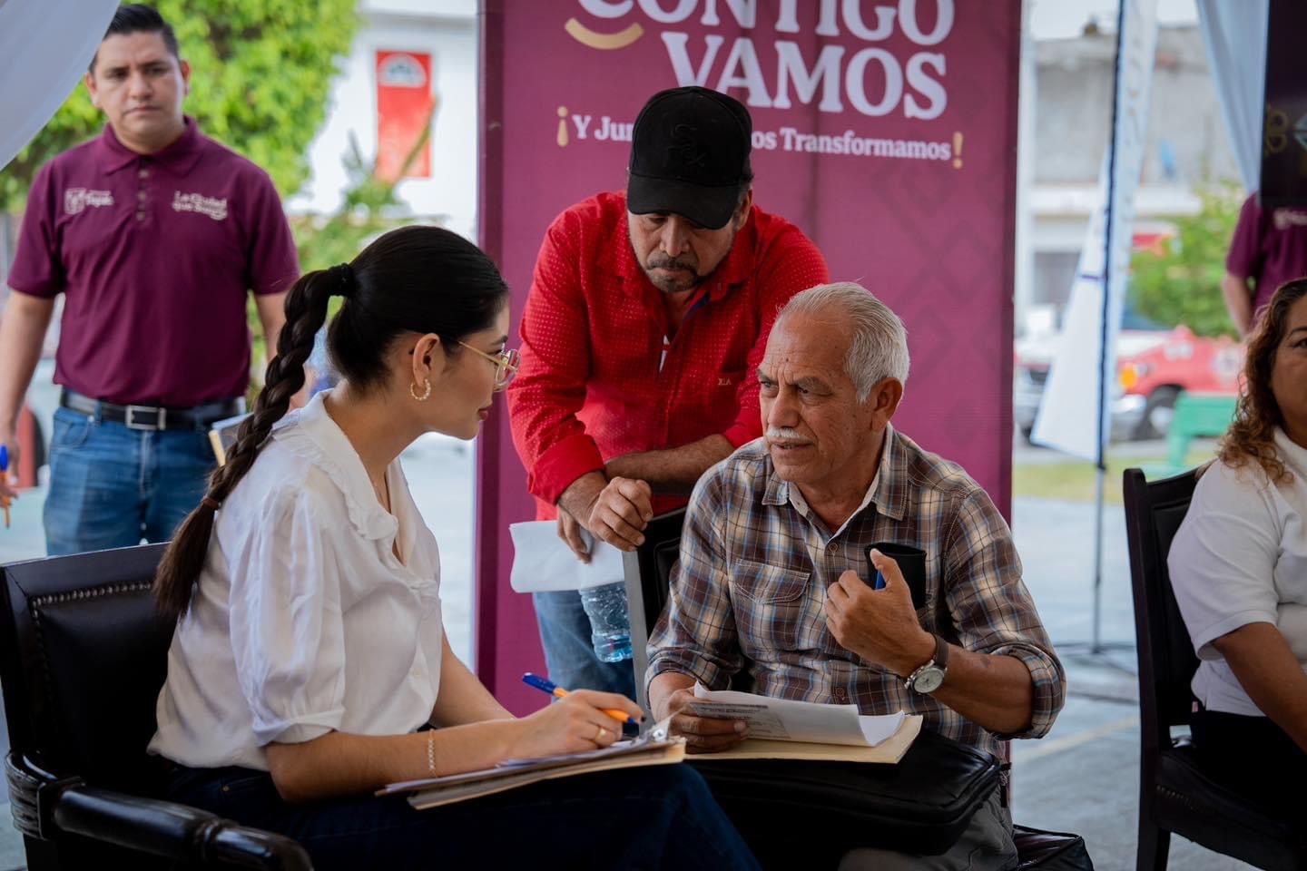 Encabeza Geraldine audiencia pública en la colonia Los Sauces