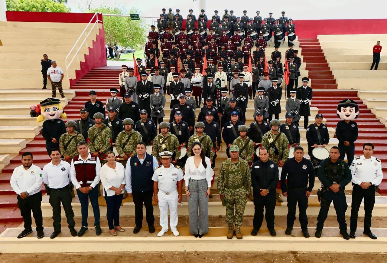 Geraldine Ponce encabeza Jornada de la Paz en Tepic