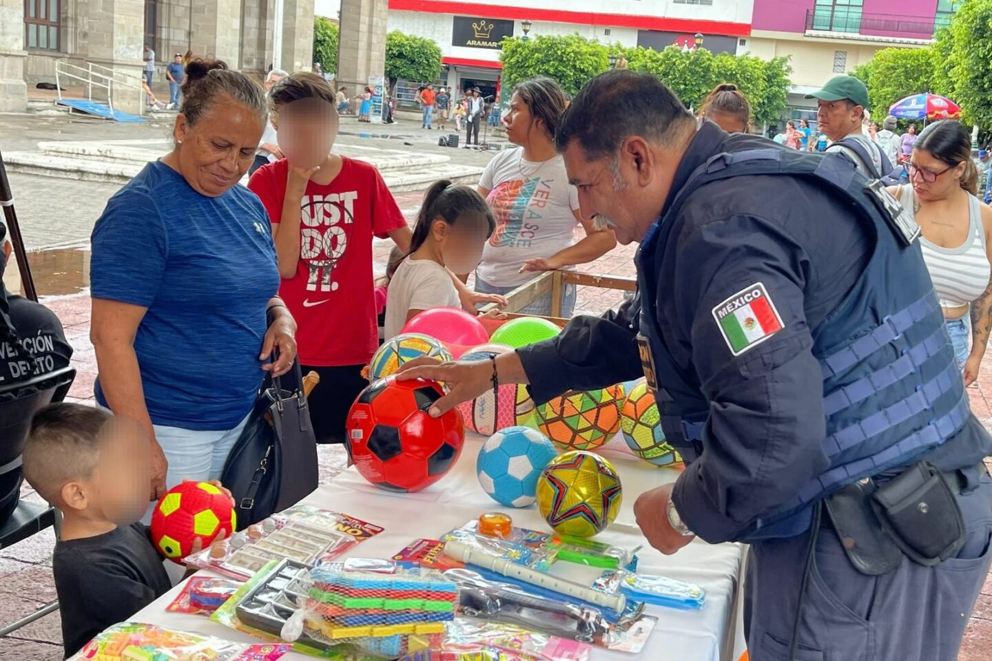 Exitoso canje de juguetes bélicos en Tepic, informa Geraldine Ponce