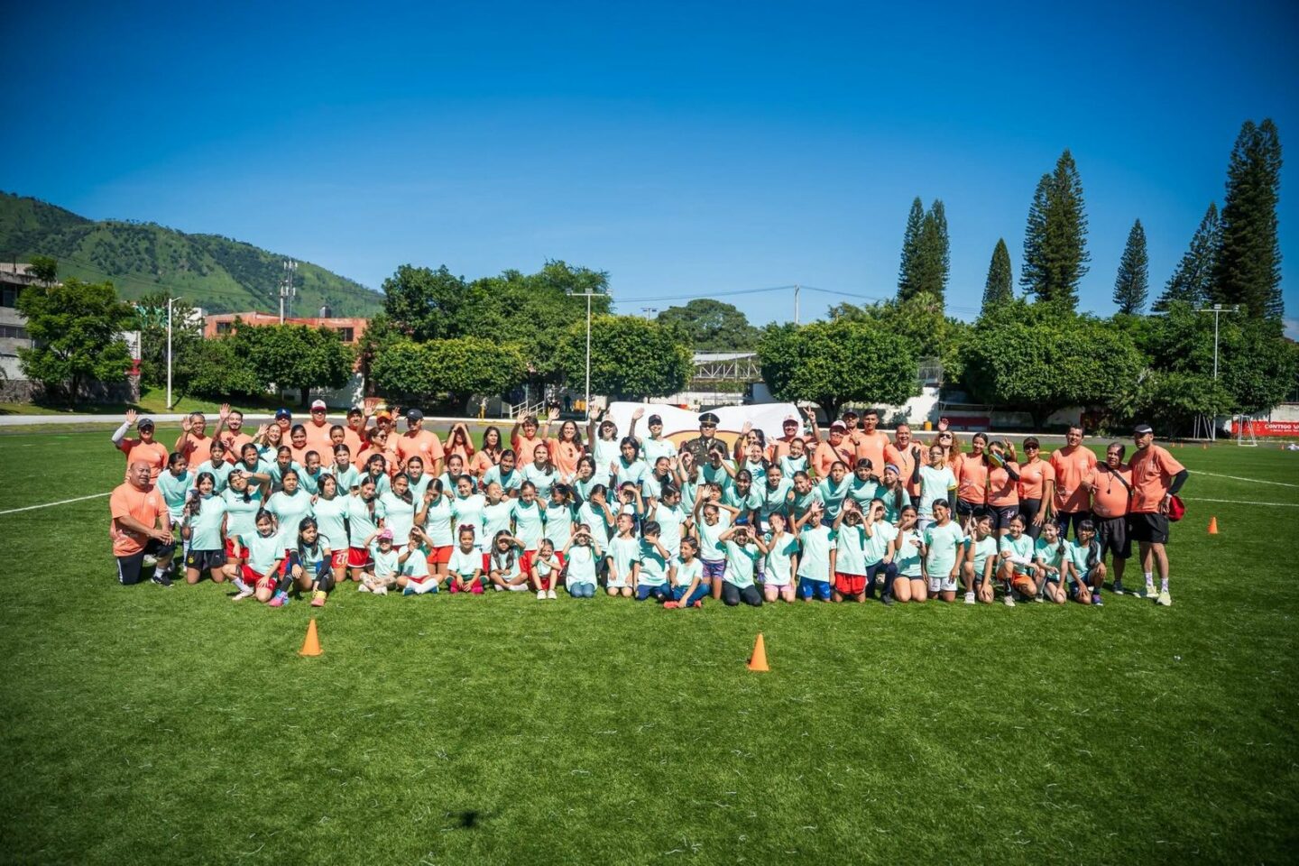 Geraldine fortalece relación con el Consulado de Estados Unidos a través del deporte