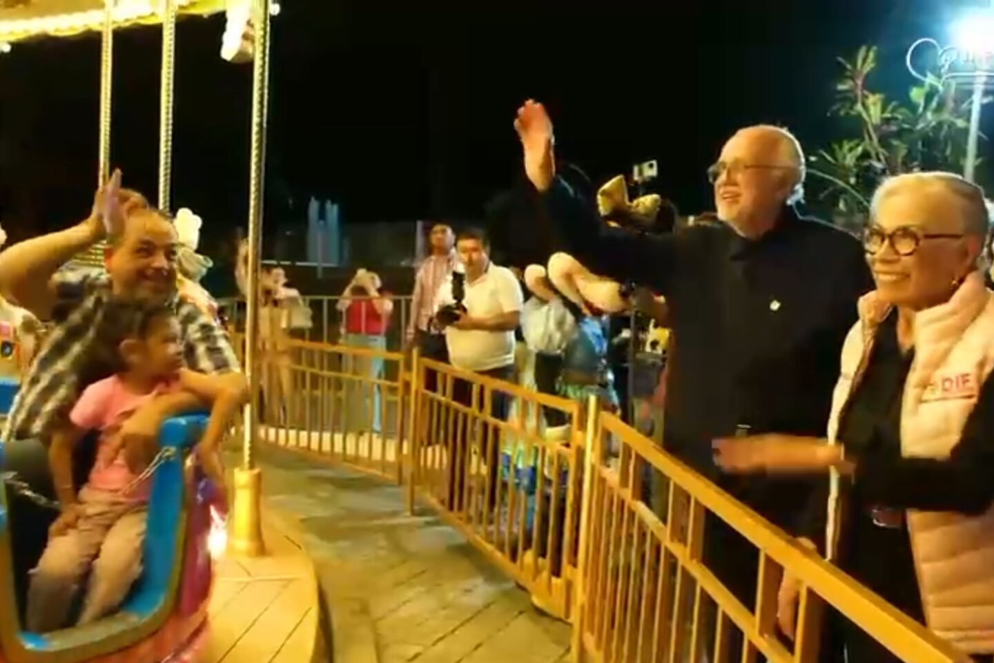 Resultado del trabajo con corazón: La magia navideña ilumina Tepic