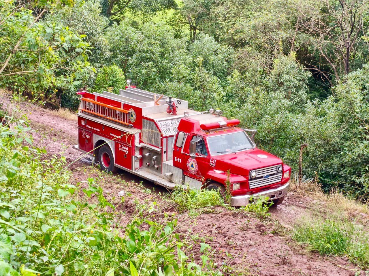 Ordena Geraldine Ponce atender deslave en la comunidad de Lo de García