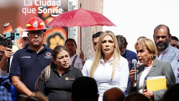 Respaldo total del gobernador Navarro Quintero a locatarios del Mercado Juan Escutia