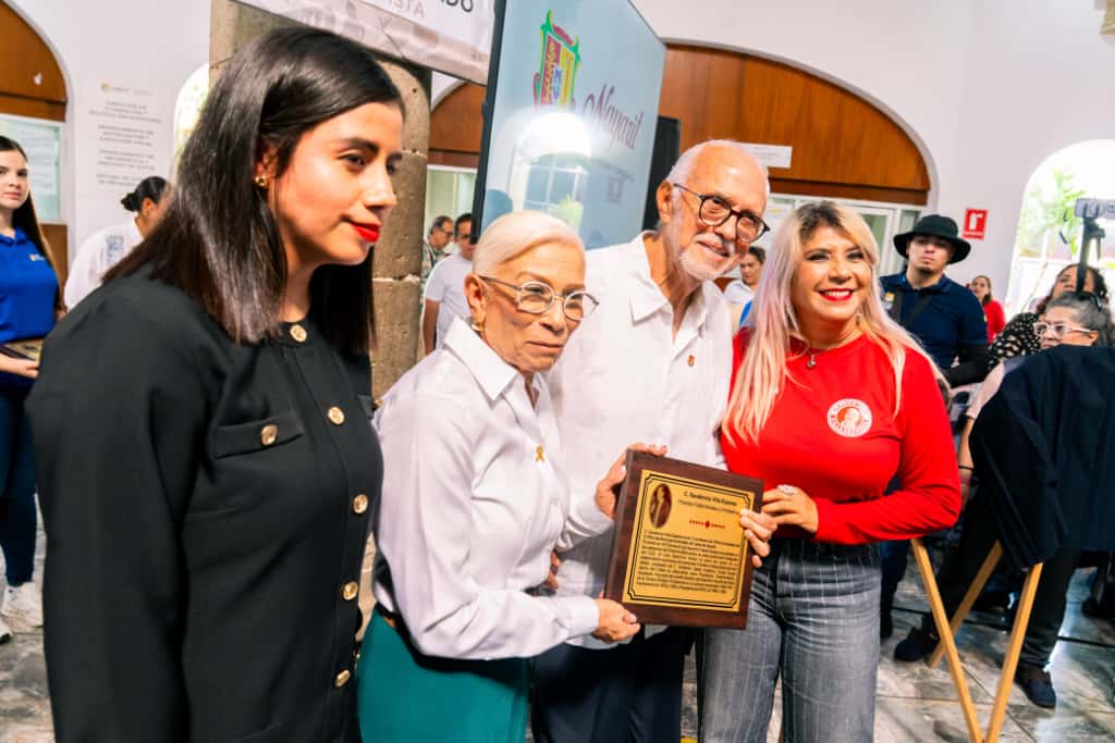 Miguel Ángel Navarro Quintero reconoce a los máximos exponentes del deporte en Nayarit