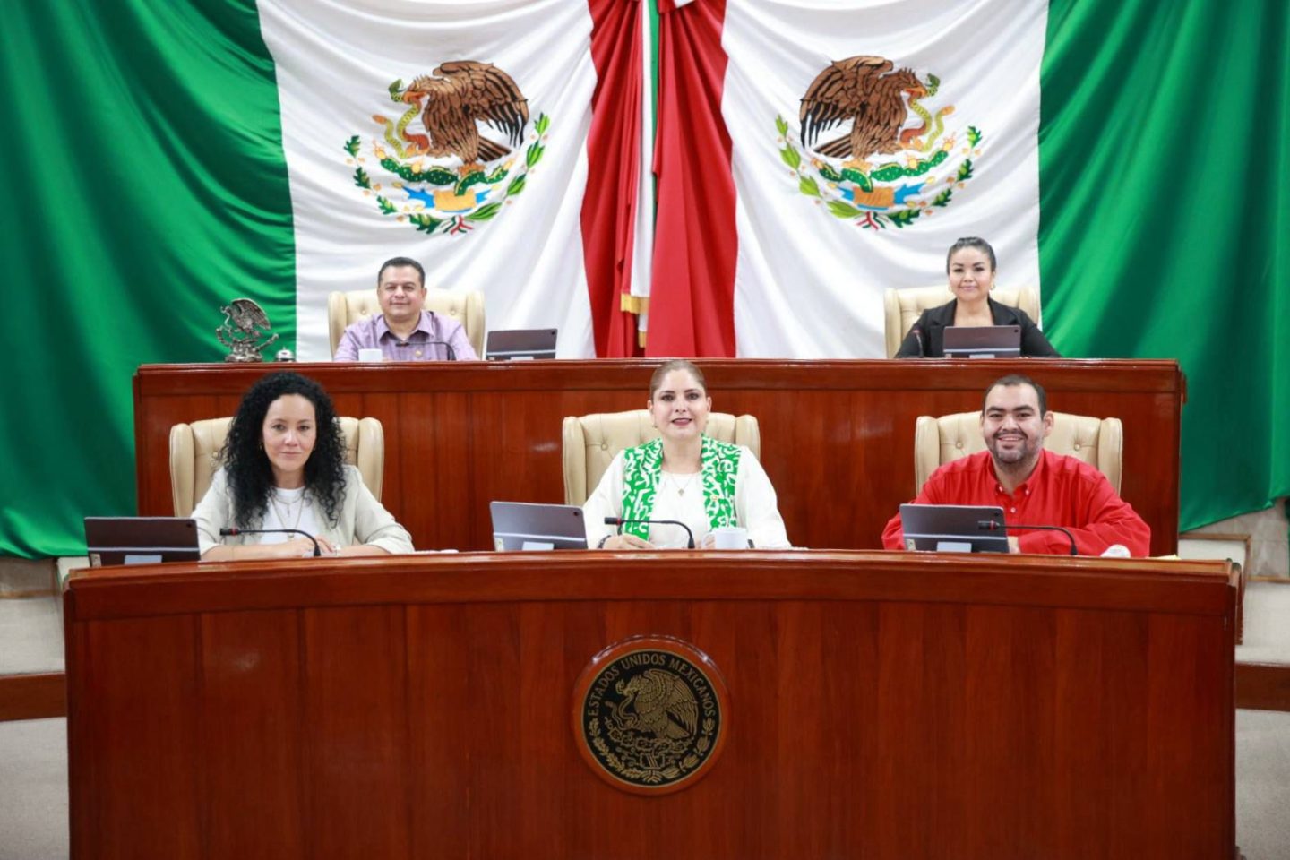 Aprueba Congreso reformas para erradicar la brecha salarial, la igualdad entre mujeres y hombres en materia de salud y la protección animal
