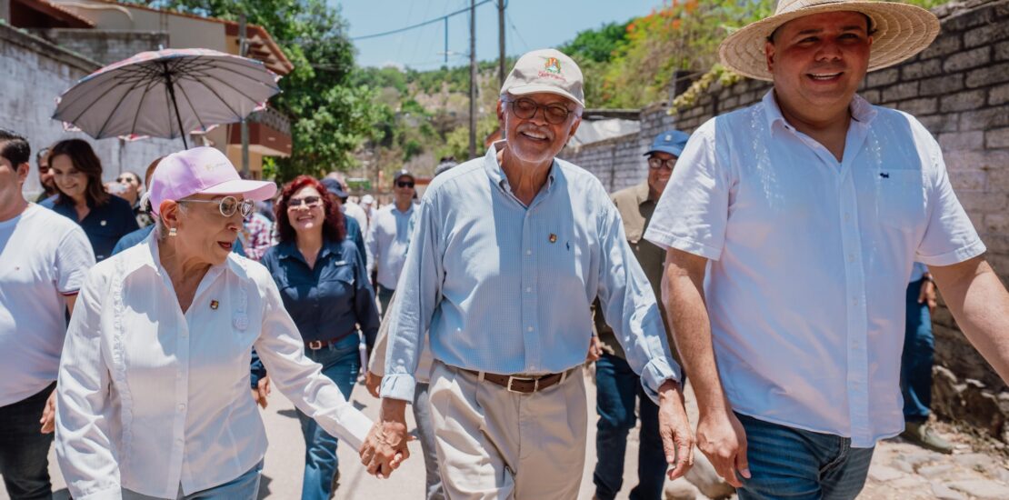 Miguel Ángel Navarro y Beatriz Estrada cumplen compromisos y fortalecen la recuperación de Jalcocotán